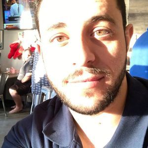 Meet your Posher, Fadi